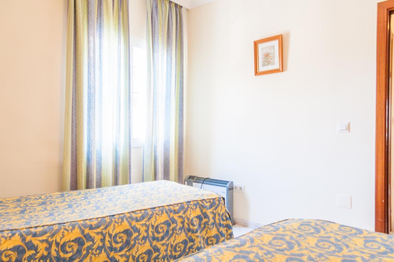 Apartamentos Nerja Medina Canovas Exterior photo