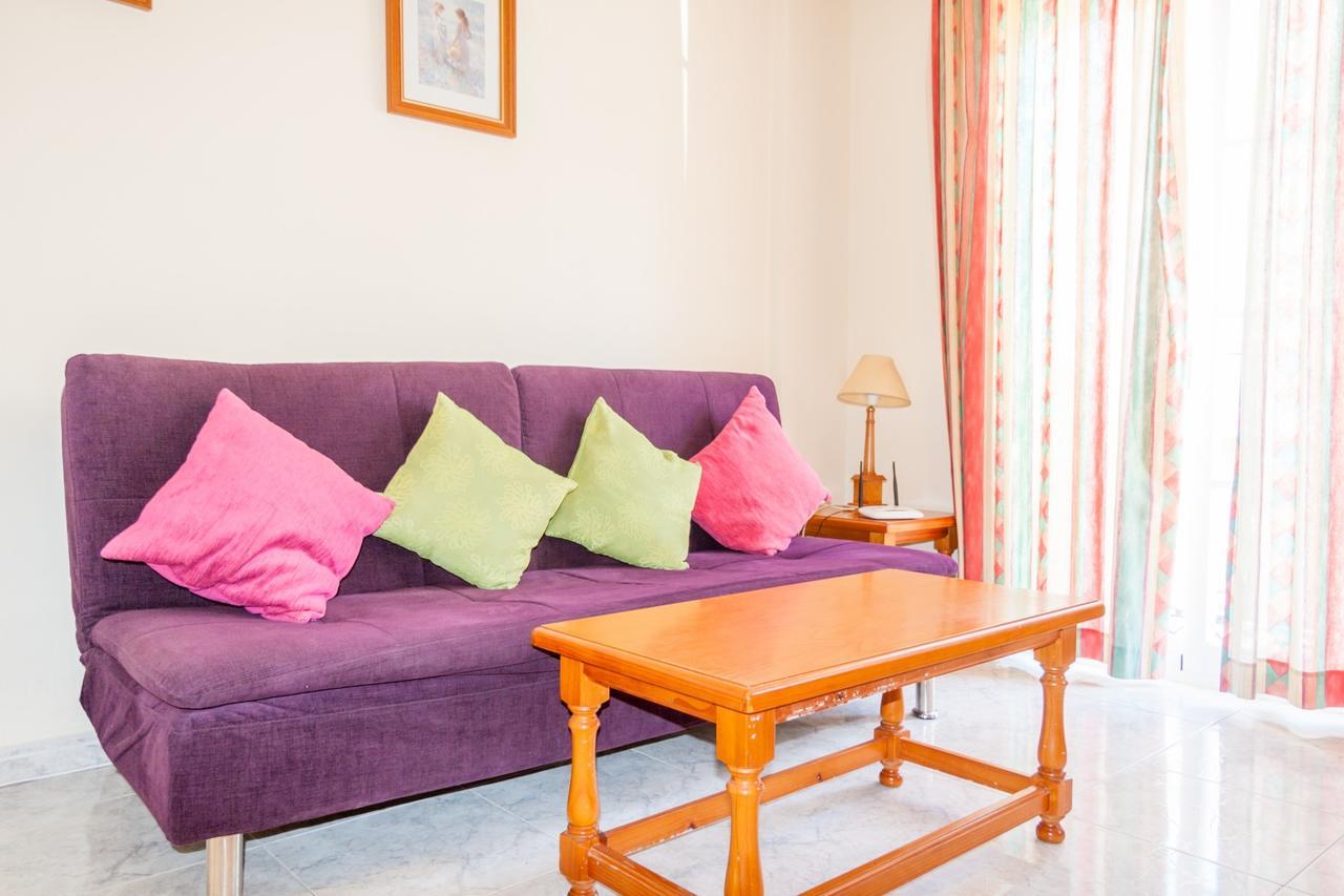 Apartamentos Nerja Medina Canovas Exterior photo