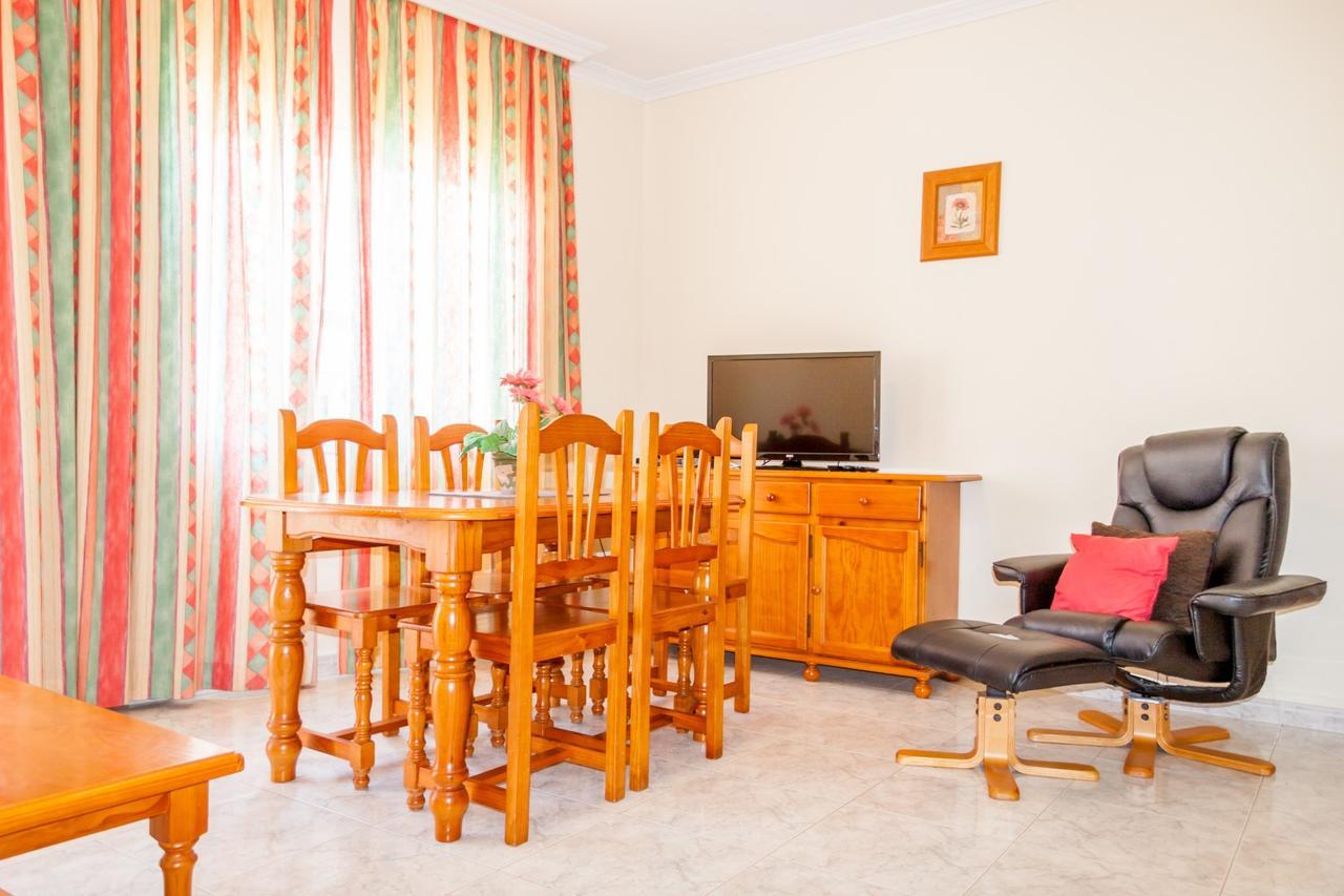 Apartamentos Nerja Medina Canovas Exterior photo